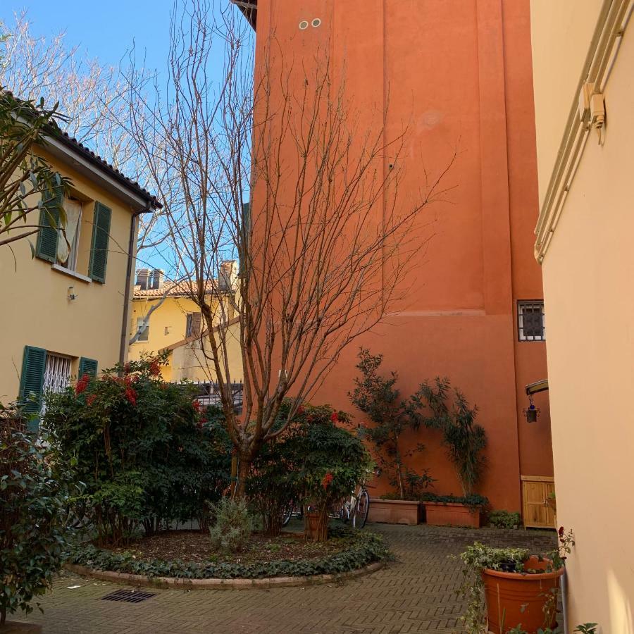 Whouse Suite Apartment Mirasole Bologna Exterior foto